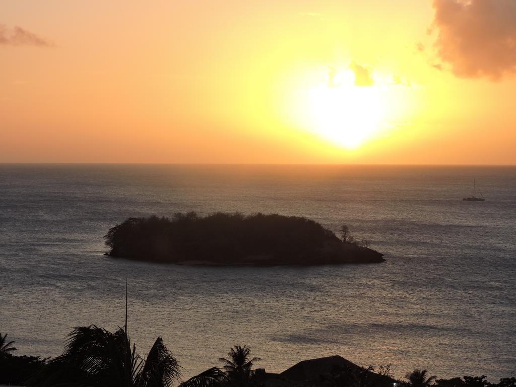 Amazing Beach View Apartments Castries Bagian luar foto