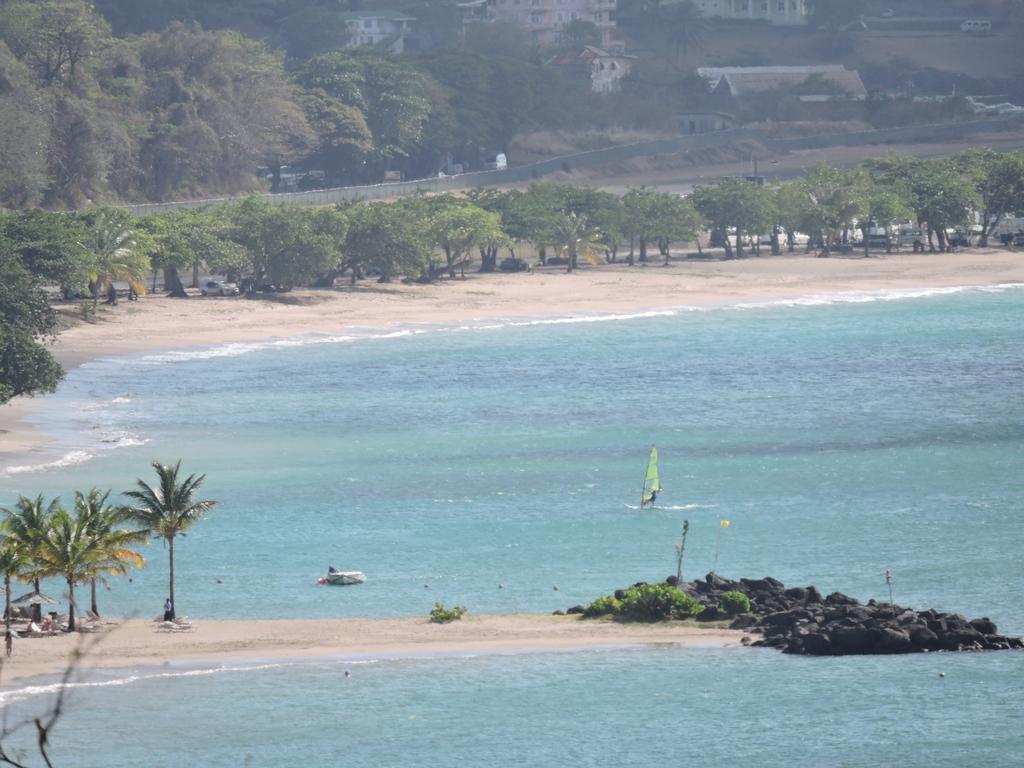 Amazing Beach View Apartments Castries Bagian luar foto
